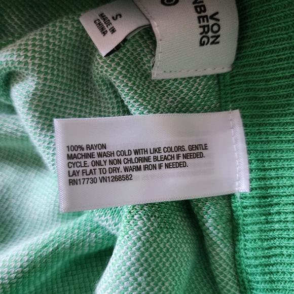 DVF Long Sleeve V-Neck Gingko Green Sweater Wrap Top NWT Size LARGE - Picture 8 of 8